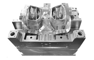 中國模具企業應該進行產品科技含量提升