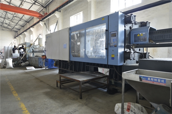 塑料模具用阻燃劑及其特性解析